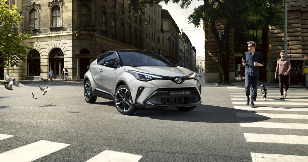 TOYOTA C-HR